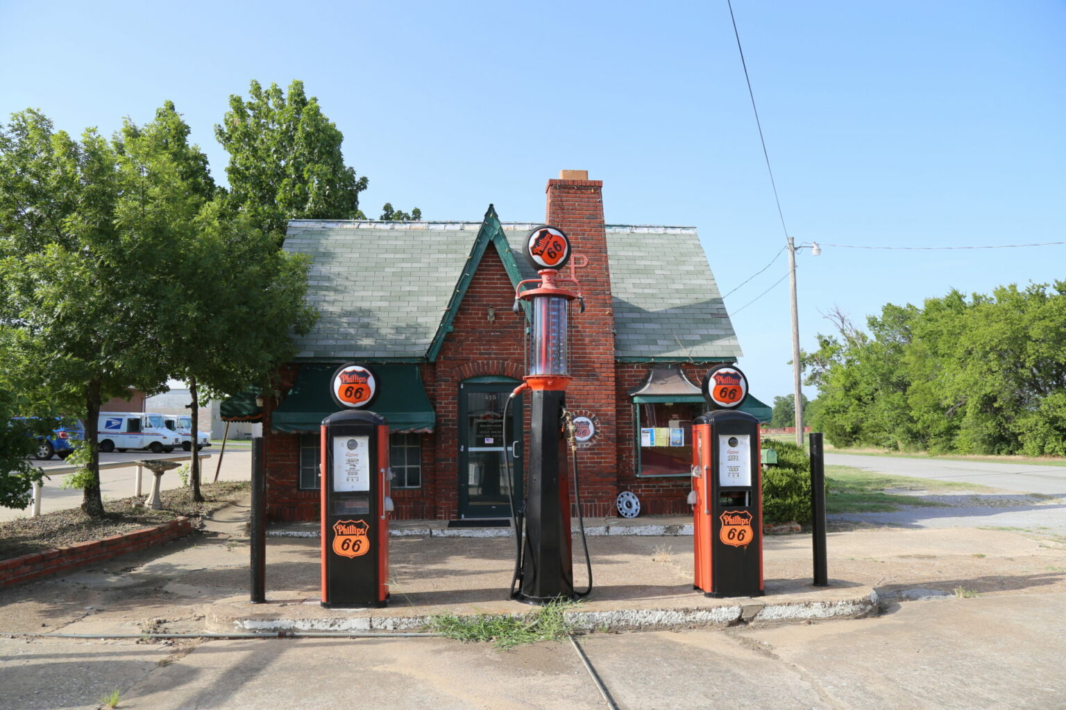 Station vintage Phillips 66 à Atoka Lost In The USA